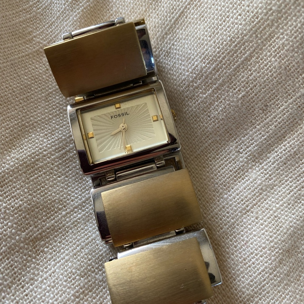 Fossil Womens Watch Gold and Silver
